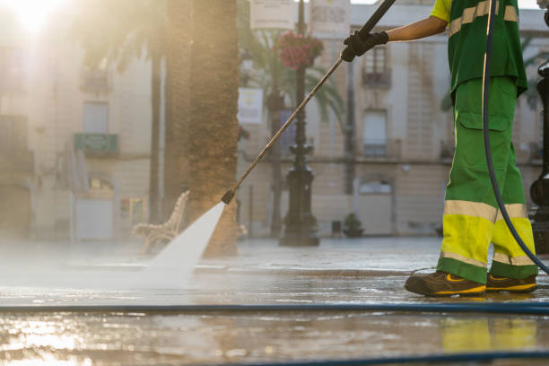 Best Commercial Building Pressure Washing  in Chenoweth, OR